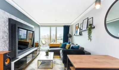 LondonAprt 1Bed Balcony Gym Tv Wifi Отели в г. Стратфорд