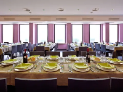 TH アッシジ - ホテル チェナコロ アッシジのホテル