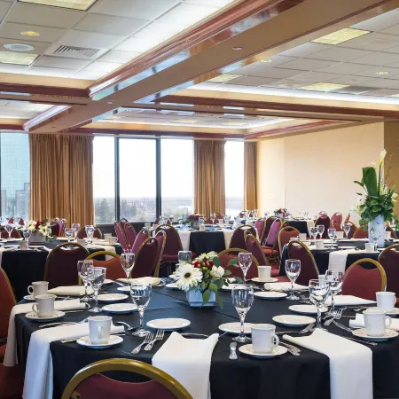 Holiday Inn SACRAMENTO DOWNTOWN - ARENA by IHG