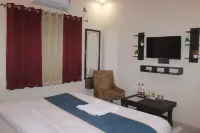 Pavitram Banquet & Hotel