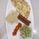 Elegant Hotel & Suites by City Green - breakfast
