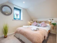 Wayside Loft - 4-Star