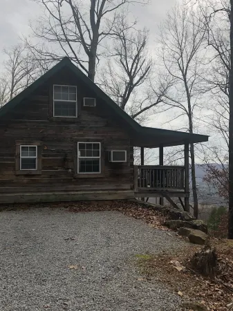 Family cabin with whirlpool tub (cabin #2)