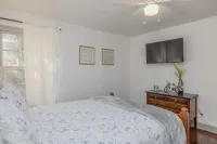 2 bedroom beauty with patio and yard, next to legion field Các khách sạn gần Oxford College of Emory University