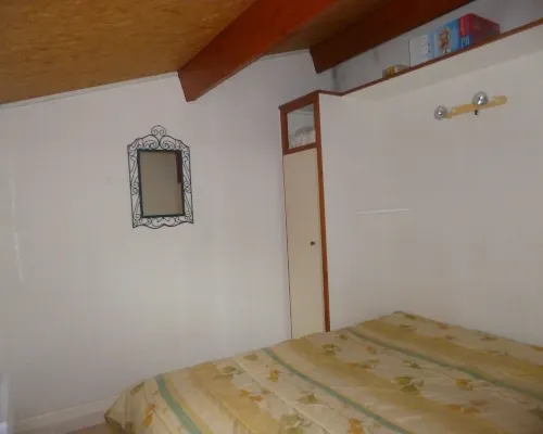 Rental villa 800 meters from the beach in St Pierre la Mer Hotels in Fleury