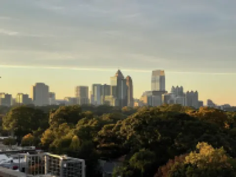 Mlb Season in Atlanta. Minutes Away from Truist Park at This Cozy, Charming Home