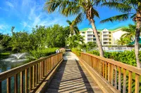 Sunrise Suites - Catalina Suite 311