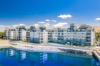Sparks Marina 2Br - Waterfront Views & Jacuzzi - Apartments