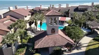 Stunning Ocean Views and Gourmet Kitchen - Elegant Luxury Retreat