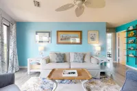 Ground-floor condo in great locale with pool, fast WiFi, W/D - snowbird-friendly Hotels in Miramar Beach