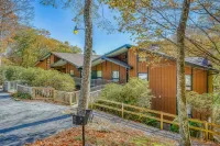 Ground-level condo w/stone fireplace + covered deck Hotel a Montezuma