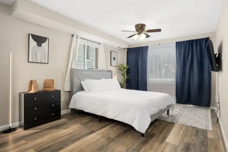 Stylish Studio Apartment with Modern Touches