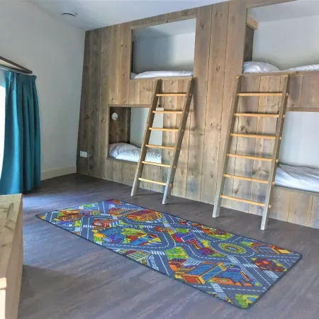 Holiday Home in Vlissingen with Garden Отели в г. Влиссинген
