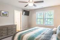 River Birch at Ducks Landing Hotels in Aberdeen