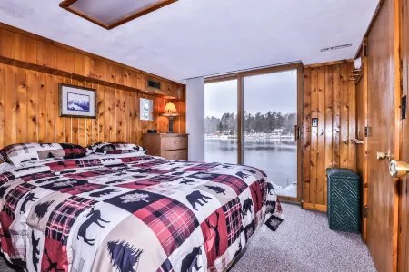 Loghaven - Elbert's - Hiller Vacation Homes