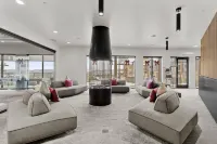 Stunning Mountain Views and Shared Heated Pool - Stylish Retreat Hotels in Summit County