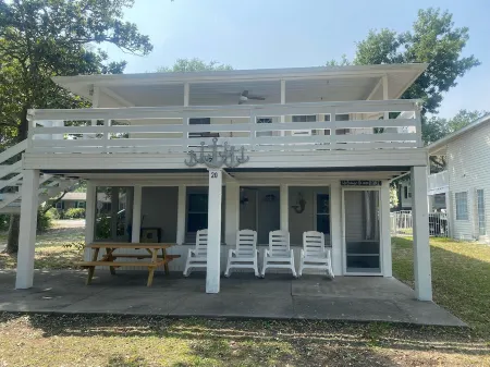 On Deck Both: 6BR/4BA House in Surfside Beach, Walk to Beach & Pet Friendly!