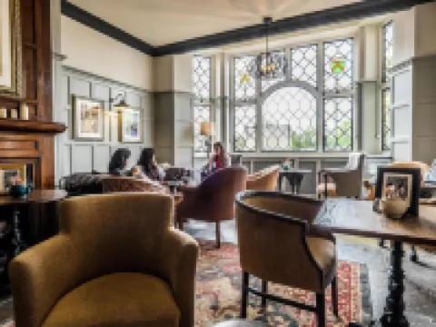 The Bridge Hotel Hotels in Chertsey