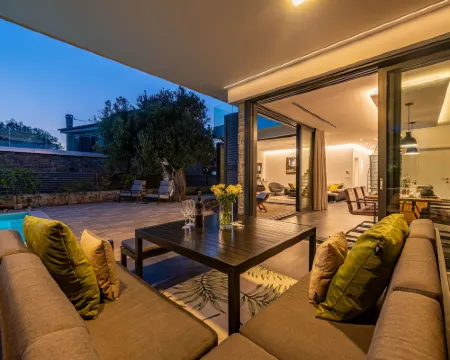 Vila Coratina ZadarVillas Hotels in Lun