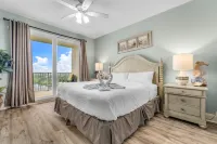 Laketown Wharf 1331 Hotel dekat Carl Gray Park