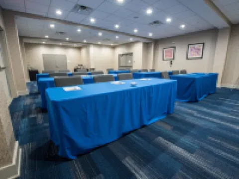 Holiday Inn Express & Suites LAKE CHARLES SOUTH CASINO AREA by IHG Hotels in Lake Charles