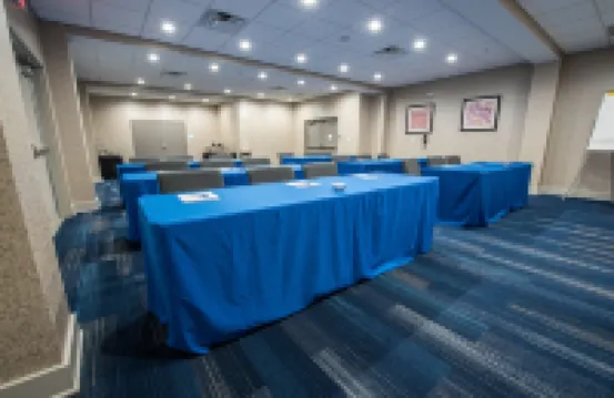 Holiday Inn Express & Suites LAKE CHARLES SOUTH CASINO AREA by IHG