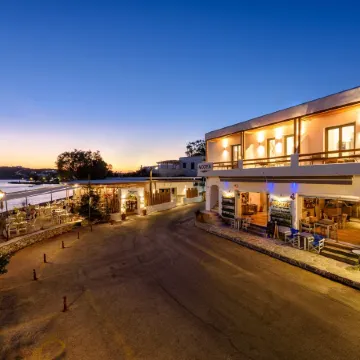 Kiano Suites Paros