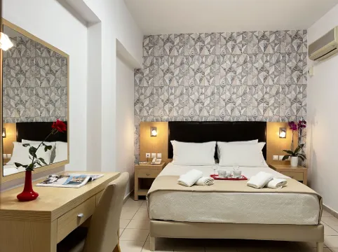 Caravel Hotel Apartments