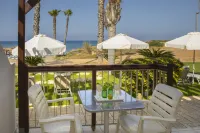 Louis Althea Beach - View biển