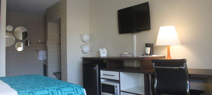 Howard Johnson by Wyndham Kingston Hotel a Kingston