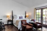 Ingleside Estate Hotel & Bungalows- Adults Only - balcón