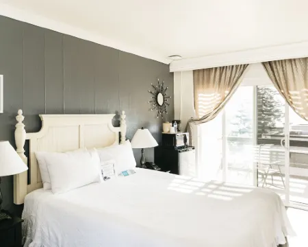 Laguna Cove Hotel Hotels in Laguna Beach