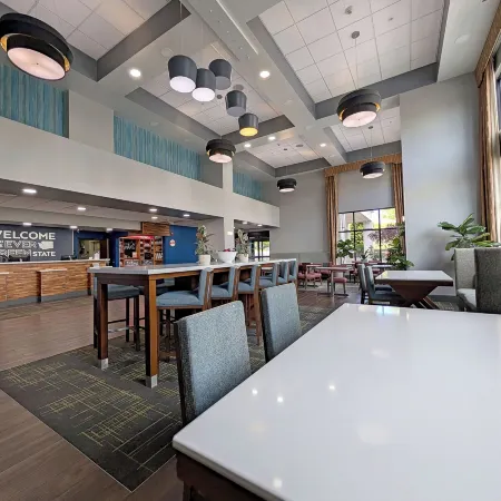 Hampton Inn & Suites by Hilton Tacoma