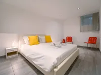 Lake View Suite 86 in Melide Hotels in Melide