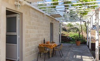 Apartments Milanović