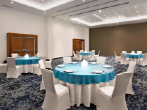 フェアフィールド イン＆スイーツ バイ マリオット カンクン エアポート ベニート・ファレスのホテル