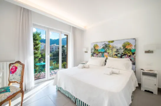 กาซาเอเวลีนา ซอร์เรนโต โรงแรมใกล้คอร์โซอิตาเลีย