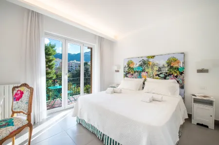 Casa Evelina Sorrento Отели рядом с достопримечательностью «Собор Святых Филиппа и Иакова»