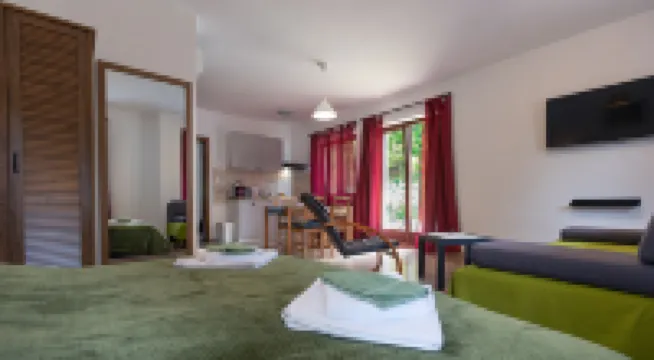 บีแอนด์บีกรีนเซเรนิตี้พลิตวิชเลค โรงแรมใน