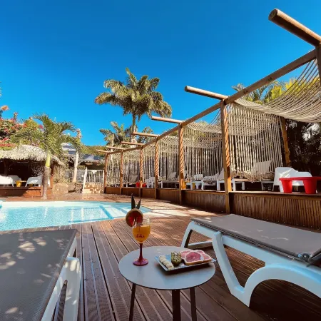 Tropicana Suites