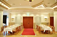Hotel Restaurant Bürgerklause Tapken Hotels in Cloppenburg