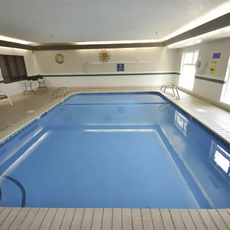 Days Inn & Suites by Wyndham Airport Albuquerque