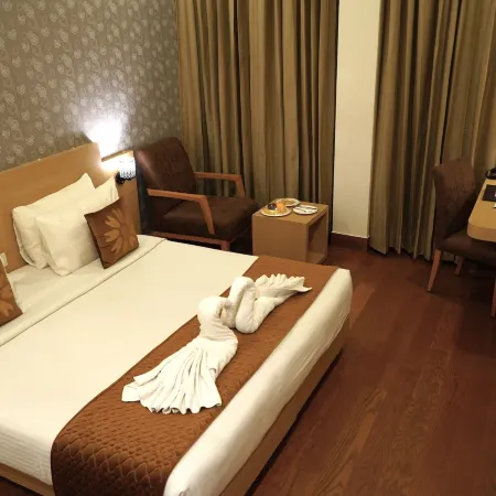 SK Klyde Grand Hotel