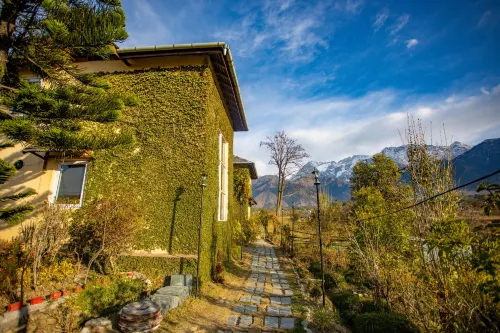 Seclude Palampur Hotels in Palampur