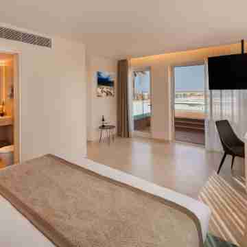 Milos Dead Sea Rooms