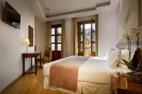 Exe Triunfo Granada Hotels near Placeta Cristo Azucenas