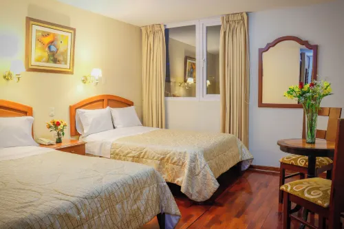 Hotel Manhattan Inn Airport Hotels in Callao