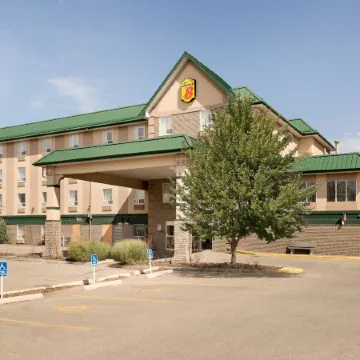 Super 8 by Wyndham Calgary Shawnessy Area