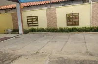 포자다 우니베르시타리아  호텔