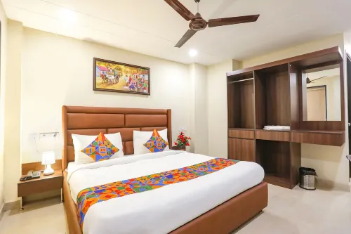 FabHotel Nirvana Residency Hotels in East Delhi